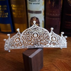 Pearl Queen Crown